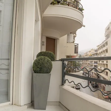 Luxury One Bedroom Martinez Apartment