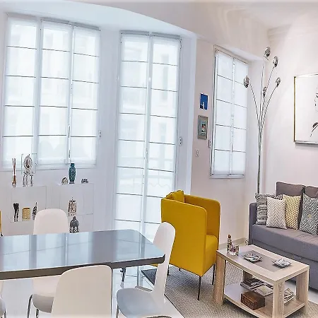 Luxury One Bedroom Martinez